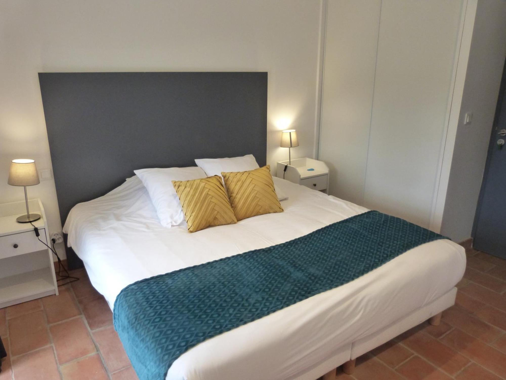 Prieure De Grignan Hotell Eksteriør bilde